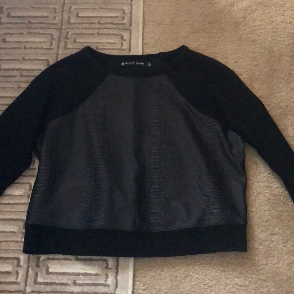 black crocodile skin print cropped sweatshirt